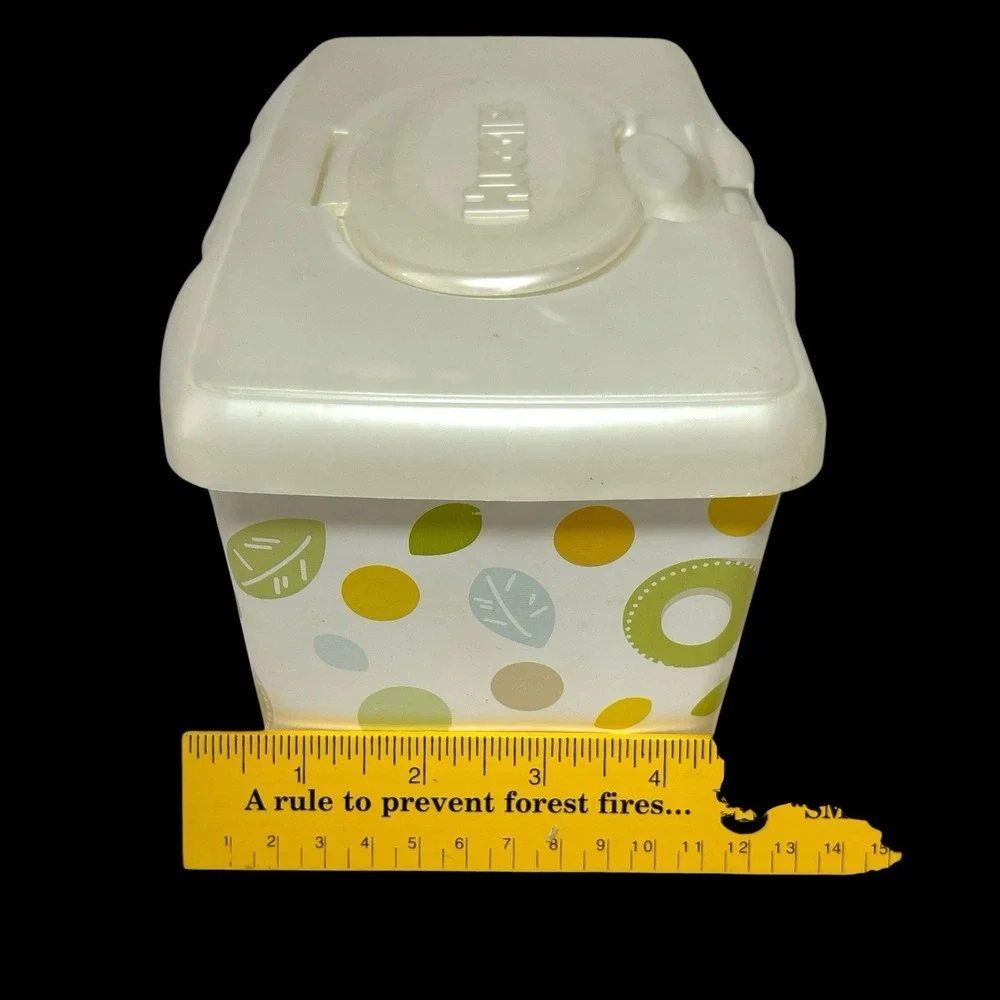 Vintage Huggies Baby Wipes Container EMPTY Plastic Tub Leaf Pattern Pop Up *Read